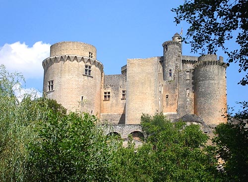 chateau en aquitaine