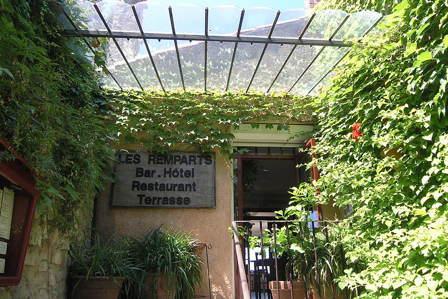  Hôtel-RestaurantPays du Ventoux