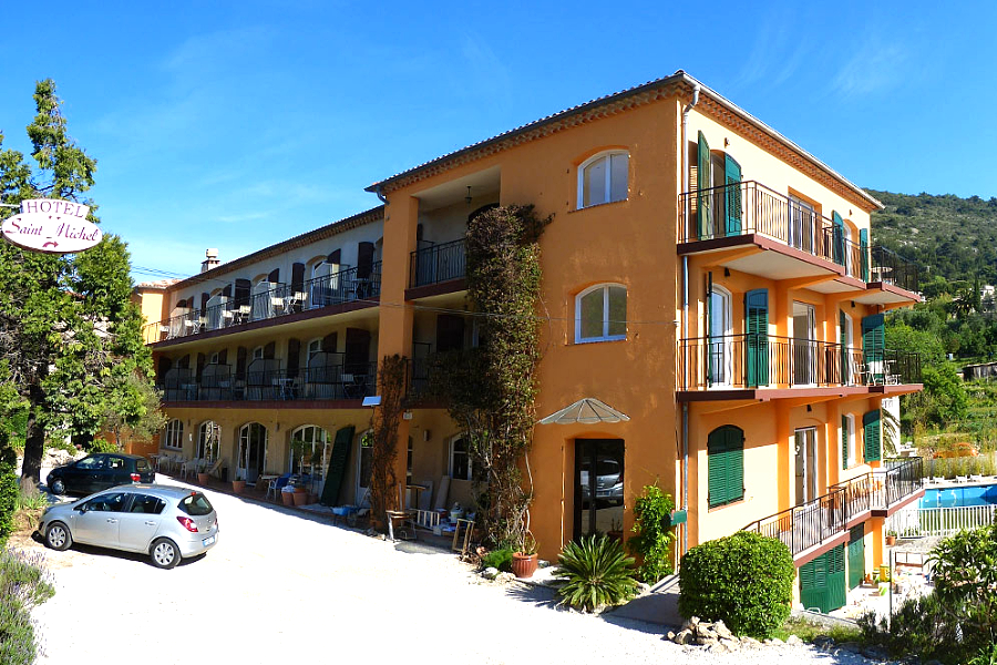  Hôtel - AppartementsCôte d'Azur